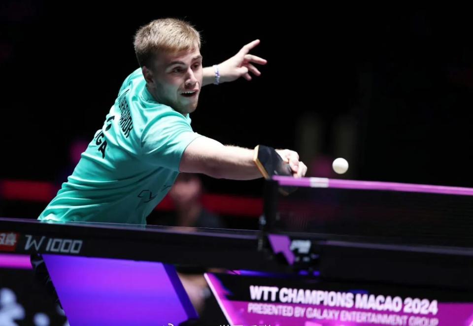 在刚刚落下 在刚刚落下