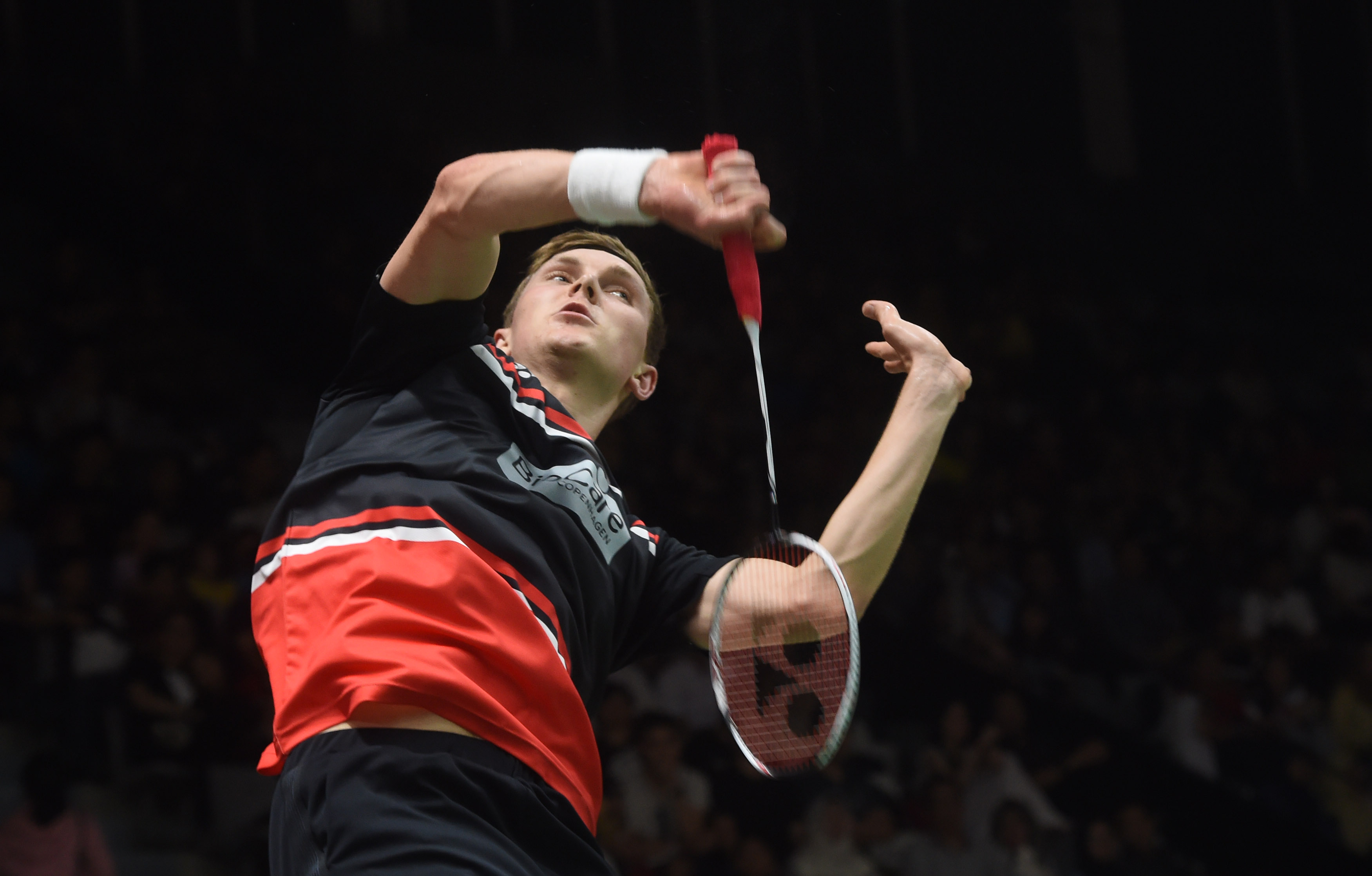 湖人惨败！东契奇38+10+10，赛后冲突，福克斯抱住范德彪，东契奇拦住比永博